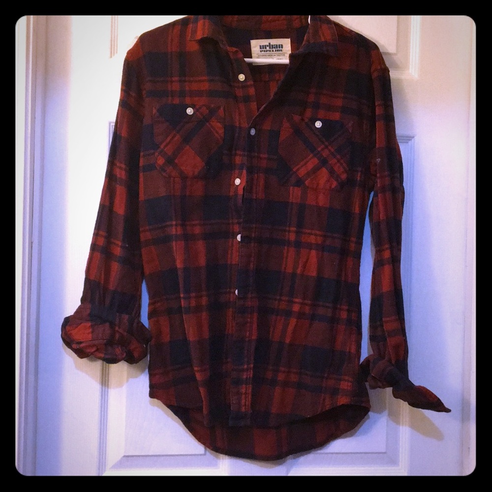 Men’s flannel plaid shirt